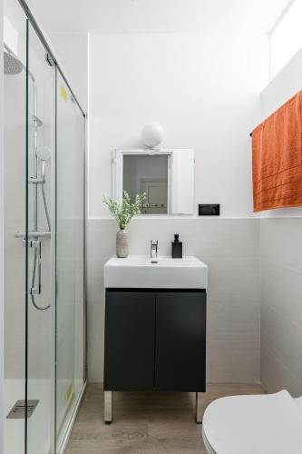 Elegante y amplio apartamento en zona tranquila