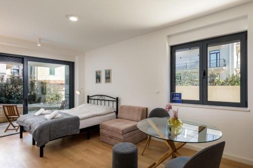 Stylish Studio Moskar with Balcony & Parking Lapad Beach Dubrovnik