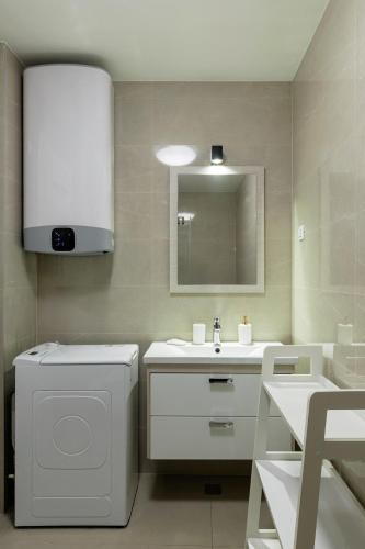 Stylish Studio Moskar with Balcony & Parking Lapad Beach Dubrovnik