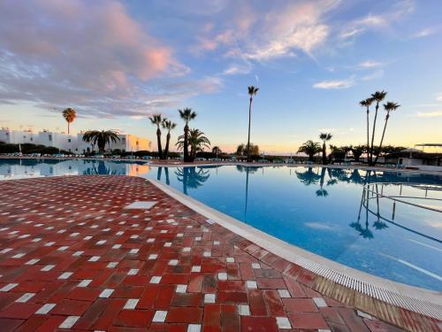 Eyes on Sea - Cabanas de Tavira