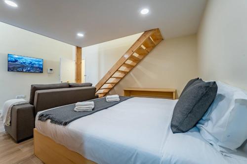 Close to Everything Your Oporto Terrace PRM 1T
