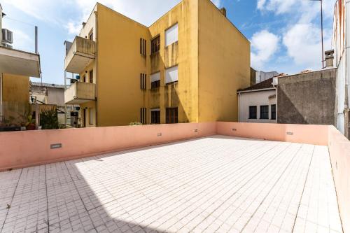 Close to Everything Your Oporto Terrace PRM 1T