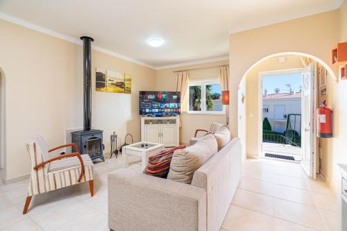 Oasis Park Resort Condo, Pool & Jacuzzi, Free Parking