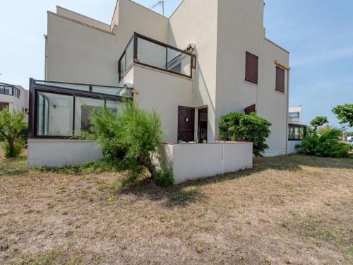 Studio Les Miramars-4 by Interhome