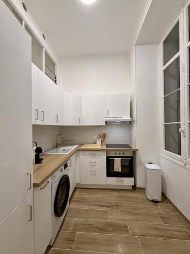 Gallia Prestige Studio - Cannes center photo 5