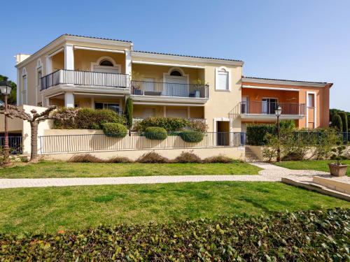 Apartment Les Pins Bleus App-02 by Interhome
