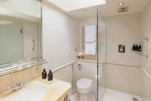 Milestone Hotel Kensington photo 43