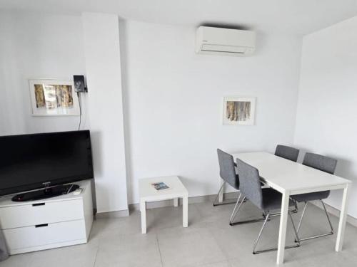 Stunning one bedroom Pueblo Evita. Sea views