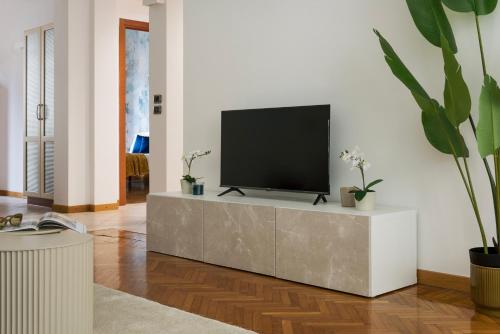 Exclusive Design Apartment - Duomo - Free Parking