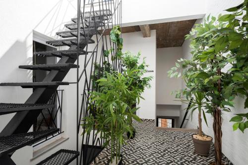 The Writers Yard - by HD Properties