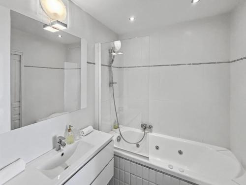 Cannes Port Suite 1 Balcon vue Palais