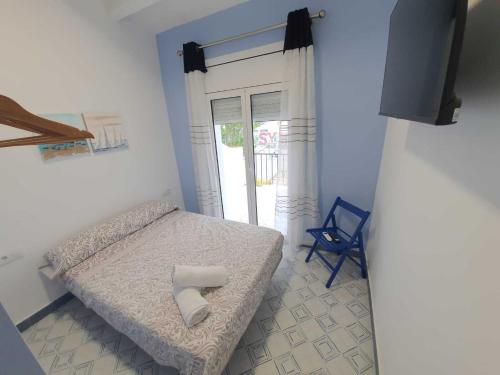 LA MAISONNETTE BLEUE