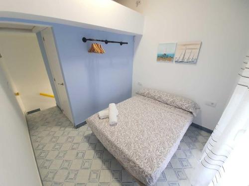 LA MAISONNETTE BLEUE