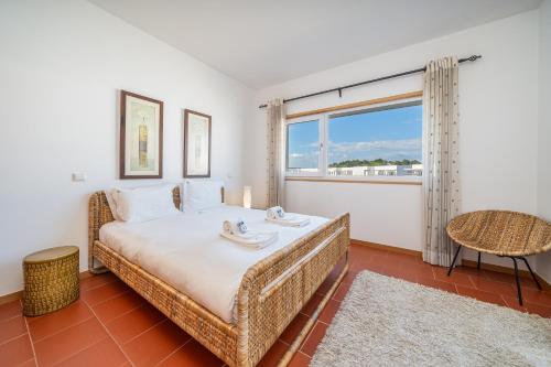 Charming Marina Apartment, Walk to Old Town #2001
