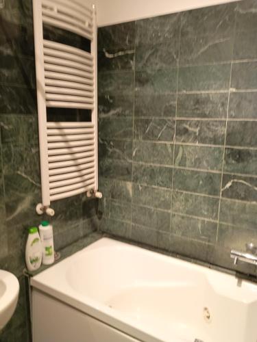 Trevi Fountain Apartment