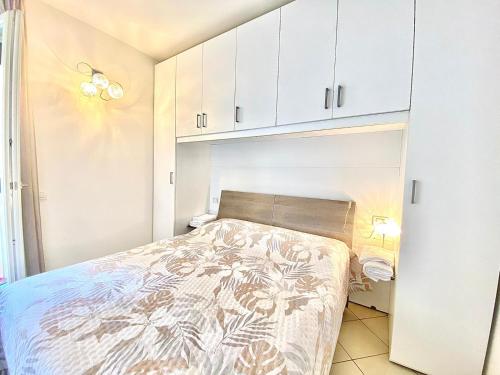 Nel cuore di viale Certosa, tra Centro Città e Rho Fiera Milano, con parcheggio interno privato