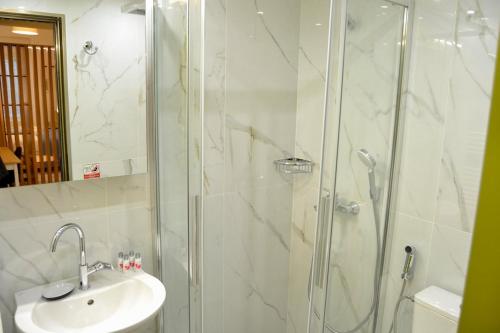 Lycabettus & Alexandras Apartment I