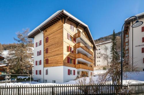 Chalet Horu- new & luxury & ski access Sunnegga