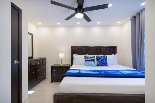 Beautiful 1 Bedroom 14 at Sandcastles
