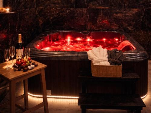 RoyalSpa appartement d'amour avec jacuzzi privatif