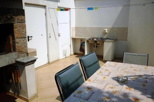 Apartments with parking space Starigrad, Paklenica - 25353