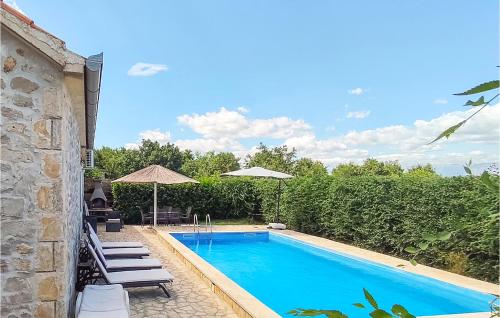 Four-Bedroom Holiday Home In Lisane Tinjske