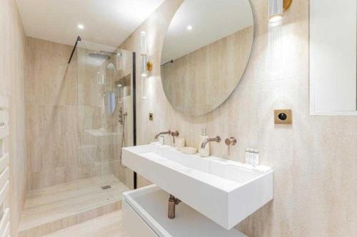 Chic apartment AC - 1BDR 4P - Carreau du TEMPLE