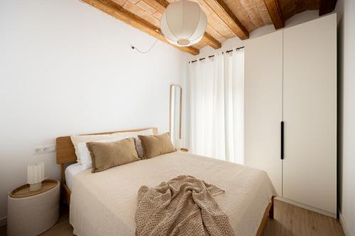 Refurbished design flats Barcelona old town