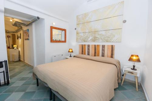 GuestHost - Rione VI Parione Comfy Apartment