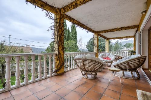 Foto Chalet a 45min de Madrid ideal para familias hasta 12 personas 1