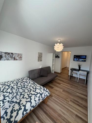 Elegant studio in a quiet town - everything nearby