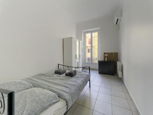 Cozy and renovated apartment - Hyper Central - Air Conditioner