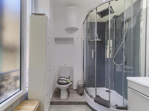 Cozy and renovated apartment - Hyper Central - Air Conditioner