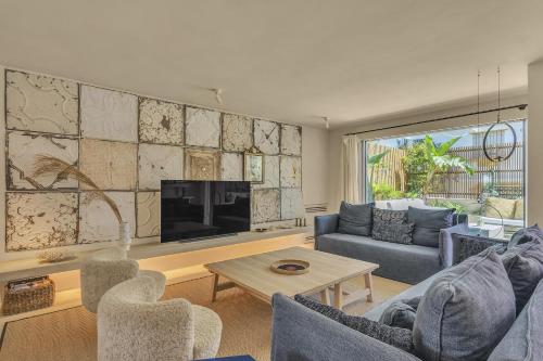 Casa Bambu - Incredible Beachside Townhouse by Finest Rentals