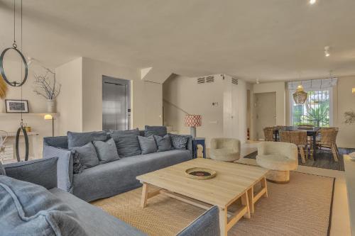 Casa Bambu - Incredible Beachside Townhouse by Finest Rentals