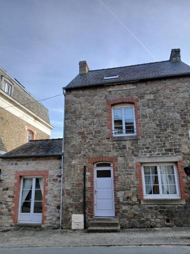Maison Saint-Coulomb