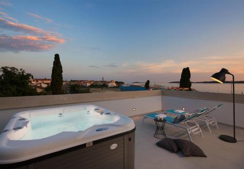 Vivi Rent Fasana - Penthouse 5