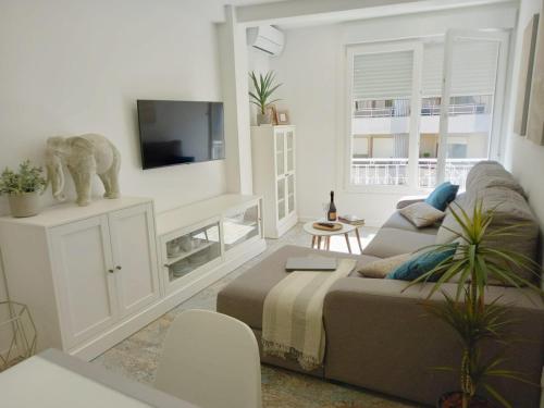 VigoB Apto al lado Vialia - CorteInglés