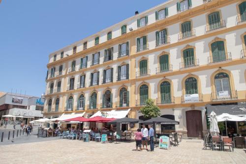 C11 - Cosy 7 Bedrooms in Plaza Merced