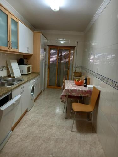 Vilamoura Seaside Serenity T3 AP - Pool, BBQ, 3min Walk to Beach
