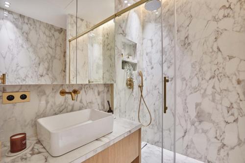 Luxurious airconditioned apartment Arc de Triomphe