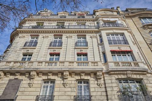 Luxurious airconditioned apartment Arc de Triomphe