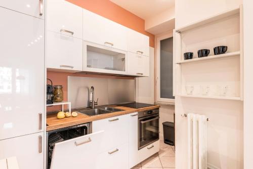 The Best Rent – Bright three-bedroom apartment along the Tiber River