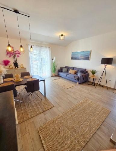BlueBay Apartman