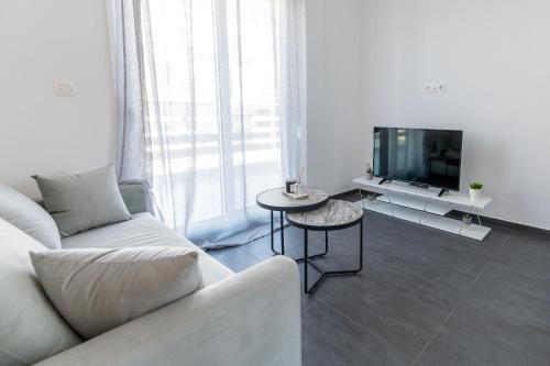 Central apartments 5min from Omonoia Subway Station