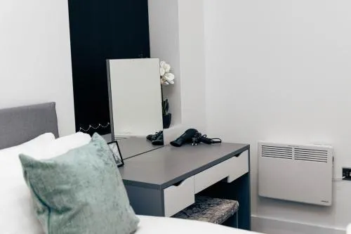 Cumberland Street Apartments by Happy Days photo 147