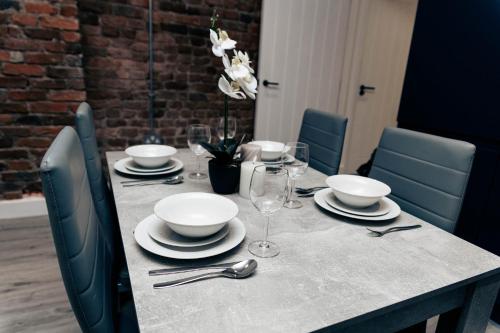 Cumberland Street Apartments by Happy Days photo 192