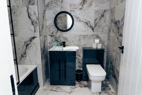 Cumberland Street Apartments by Happy Days photo 212