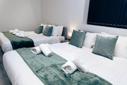 Cumberland Street Apartments by Happy Days photo 225