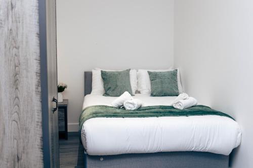 Cumberland Street Apartments by Happy Days photo 216